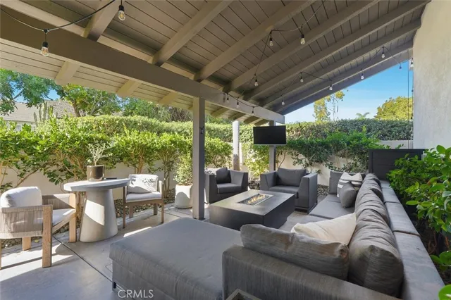 $2,150,000 | 2107 Vista Laredo, Newport Beach, CA 92660