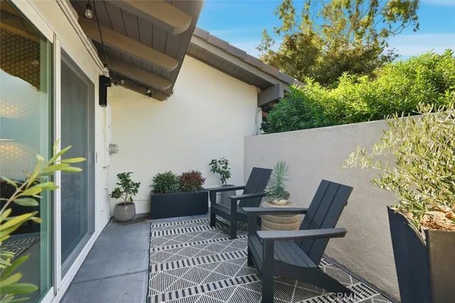 $2,150,000 | 2107 Vista Laredo, Newport Beach, CA 92660