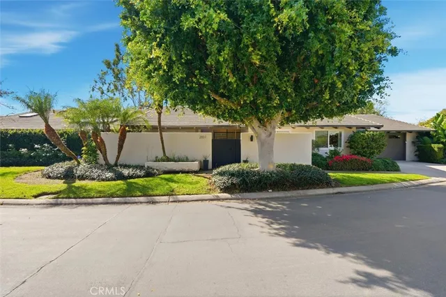 $2,150,000 | 2107 Vista Laredo, Newport Beach, CA 92660