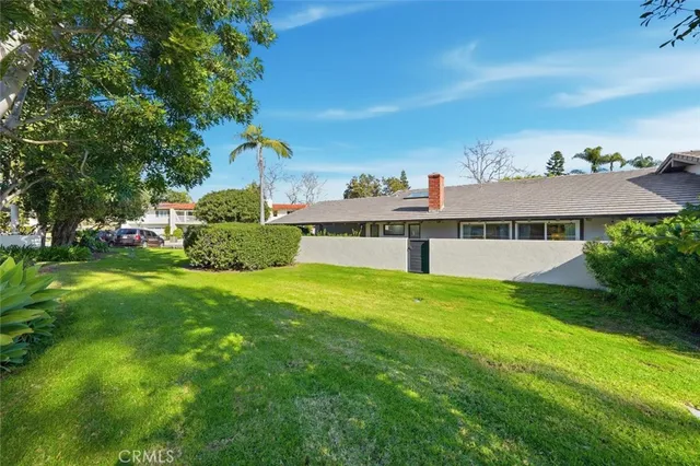 $2,150,000 | 2107 Vista Laredo, Newport Beach, CA 92660