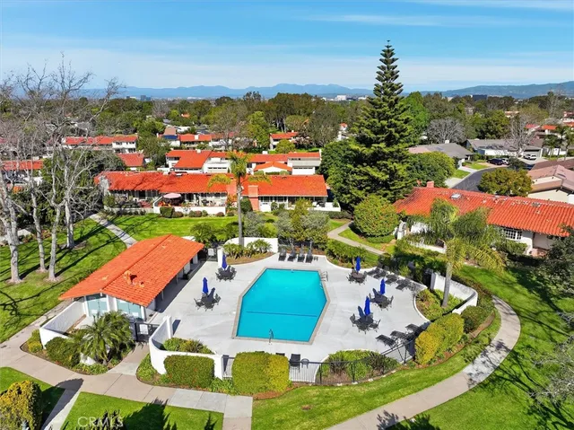 $2,150,000 | 2107 Vista Laredo, Newport Beach, CA 92660