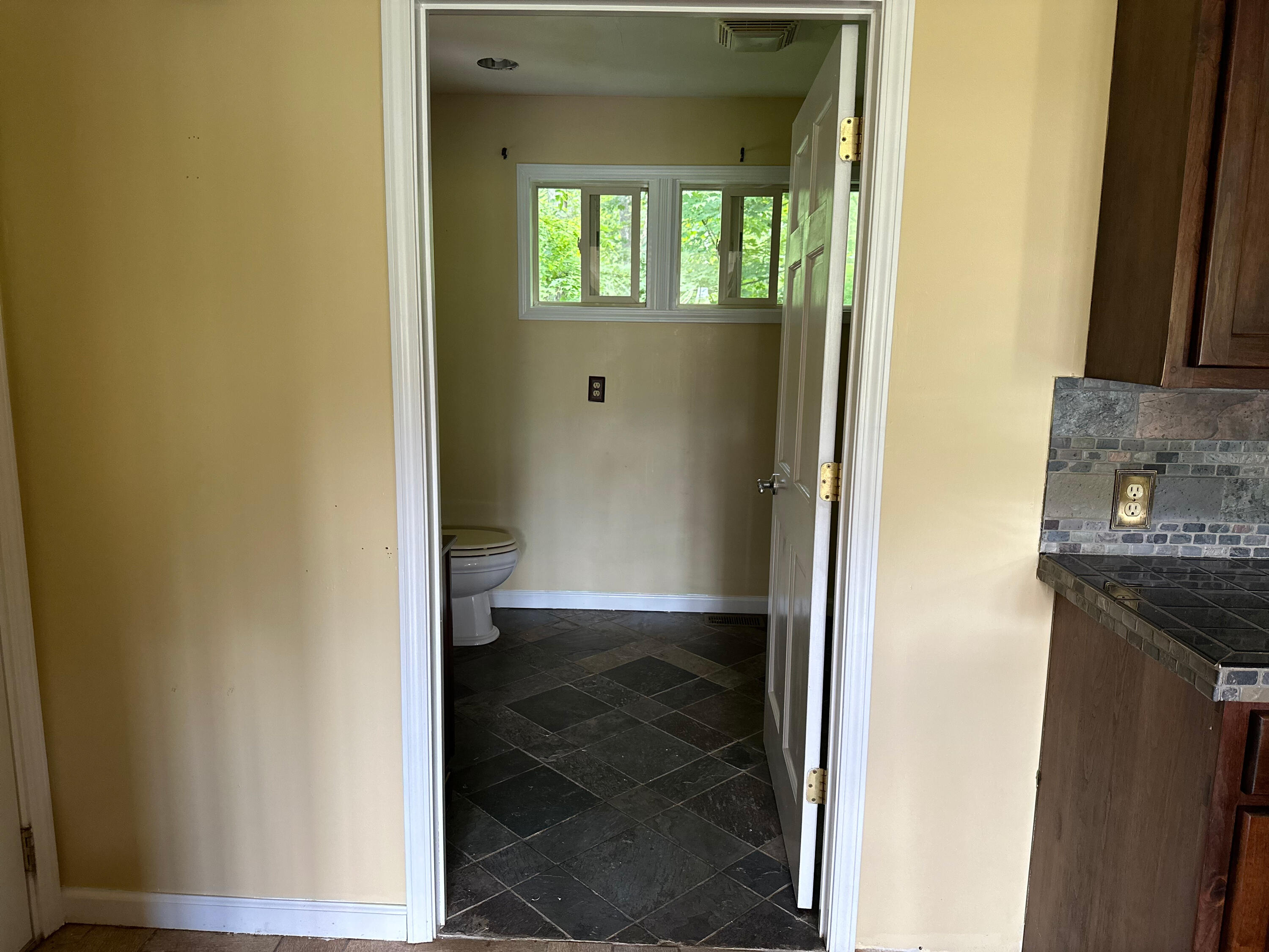 2701 Cobhill Road Ravenna, KY 40472 - Photo 21 of 70 IMG_2940