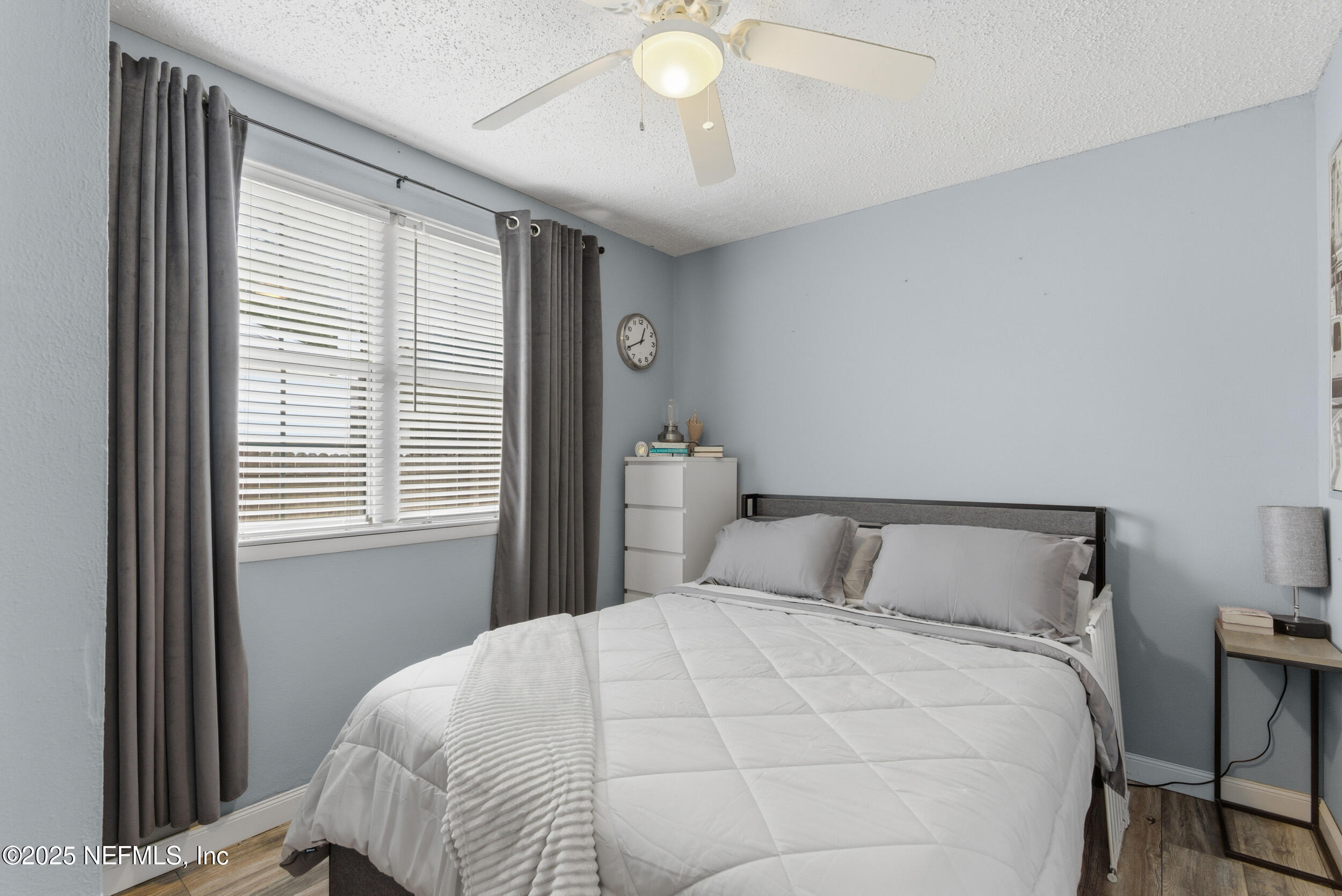 1020 Glynlea Road Jacksonville, FL 32216 - Photo 27 of 44 Guest Bedroom