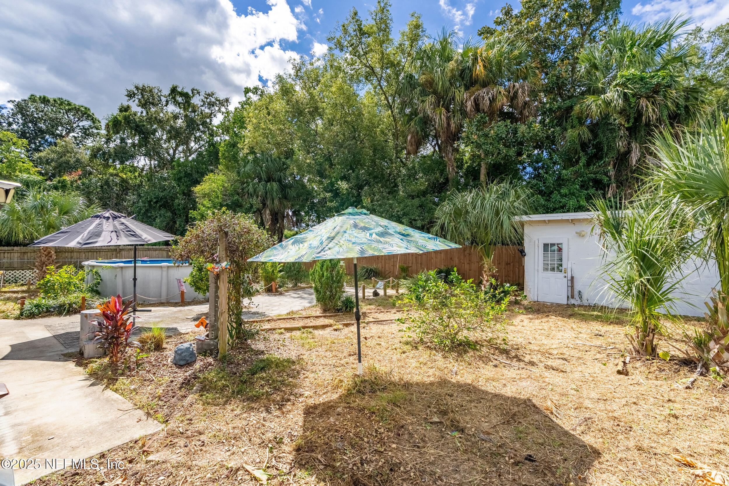 1020 Glynlea Road Jacksonville, FL 32216 - Photo 37 of 44 Backyard