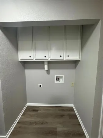 $1,550 | 304 East Hickory Street, Unit A, Kaufman, TX 75142