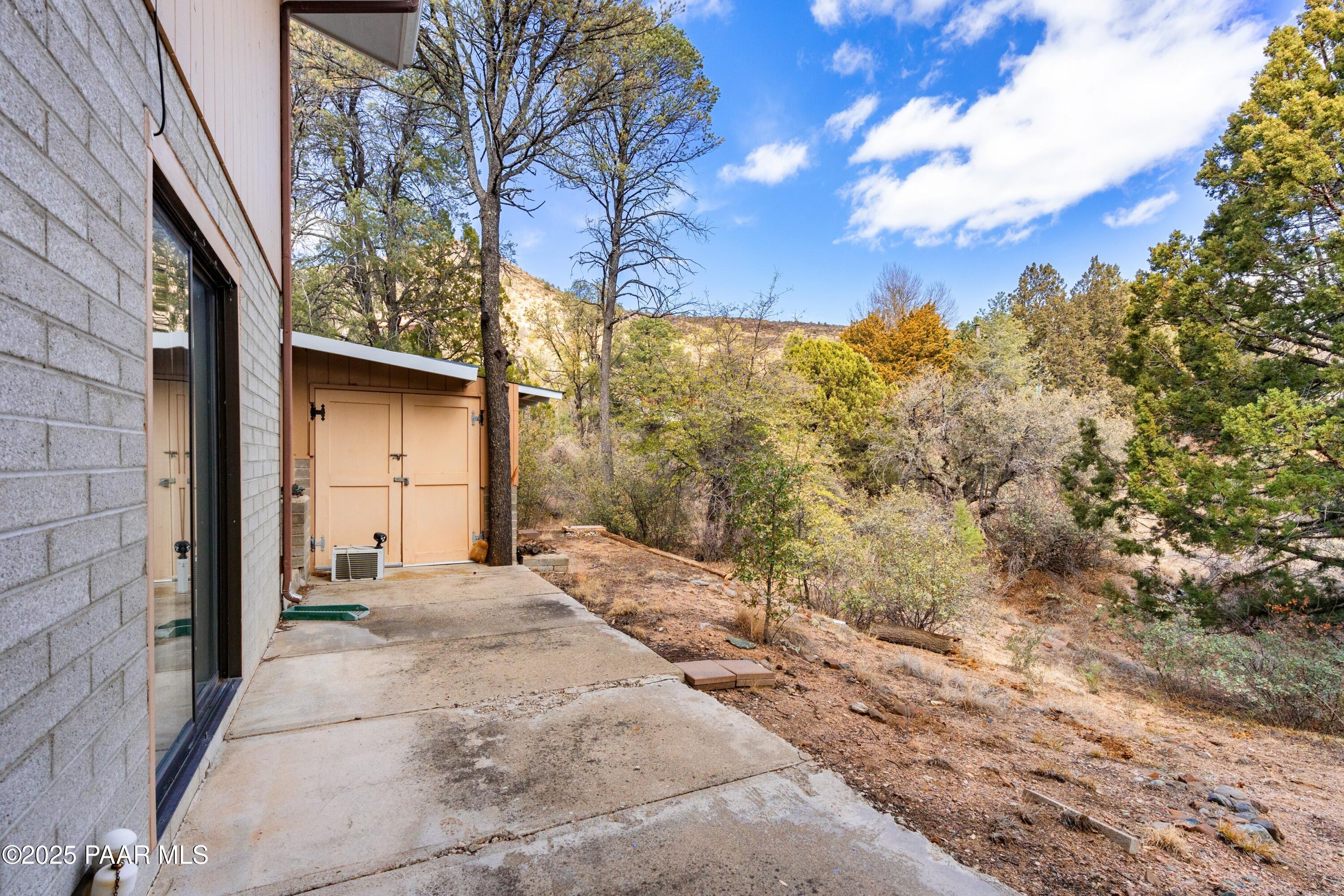 2198 Tonto Ridge Road Prescott, AZ 86305 - Photo 27 of 31 027_Walkway