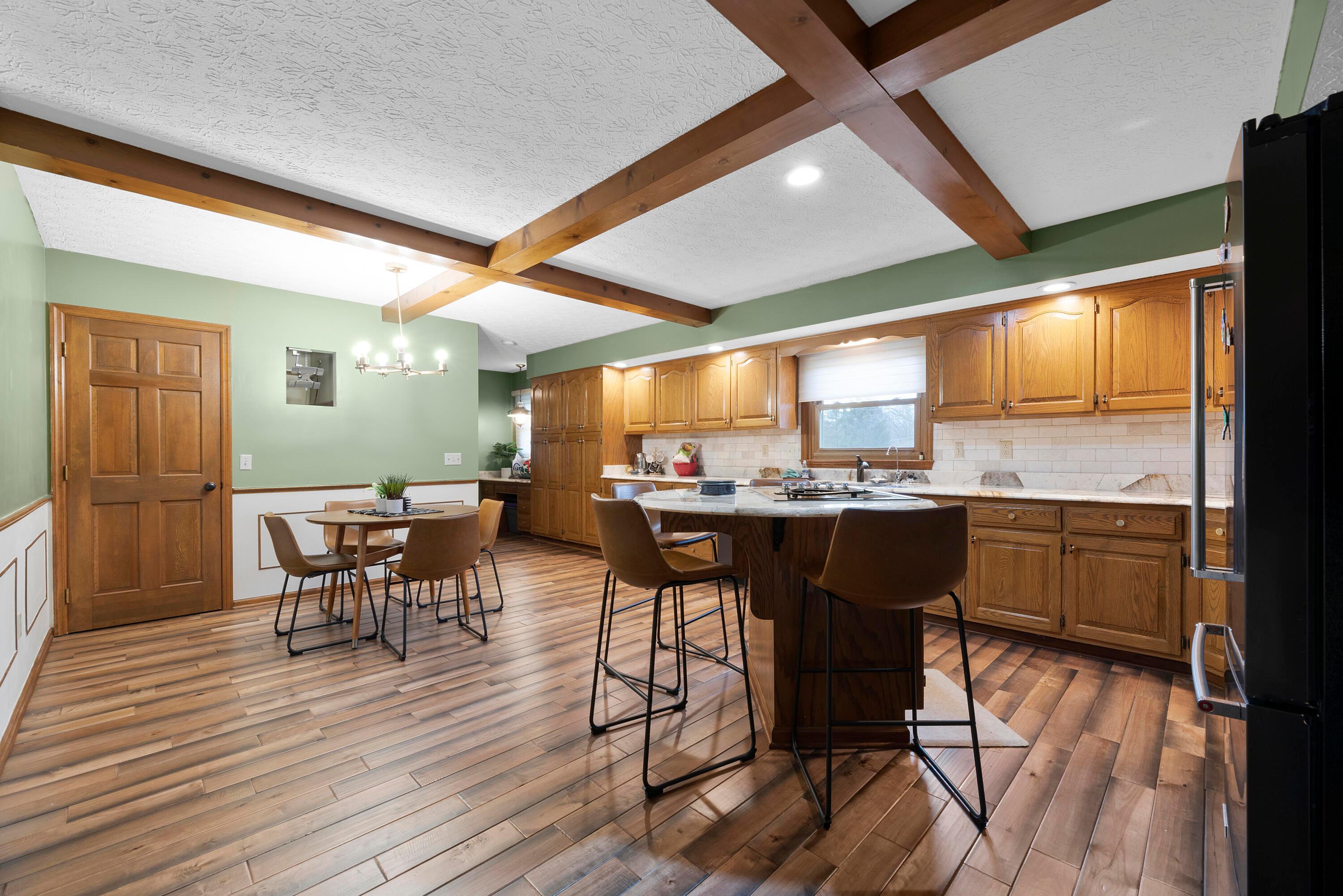 8900 Patterson Road Hilliard, OH 43026 - Photo 18 of 54 MAR_8912