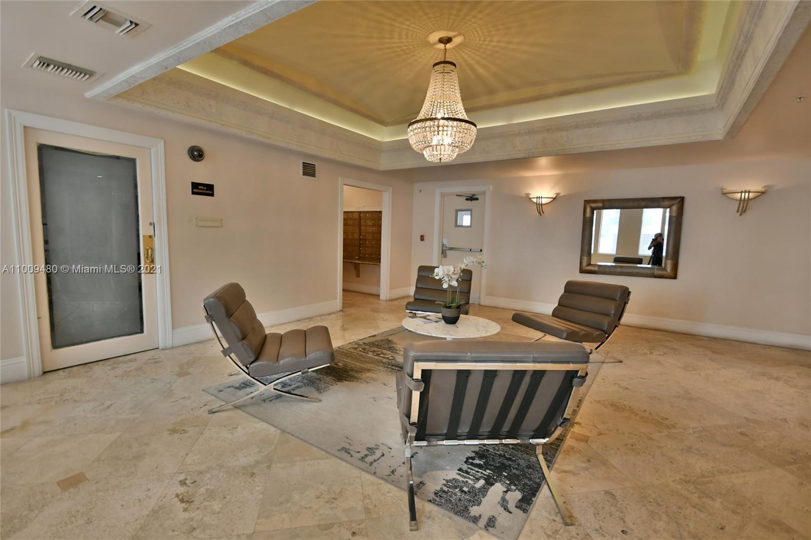 9195 Collins Avenue, Unit 811 Surfside, FL 33154 - Photo 4 of 31