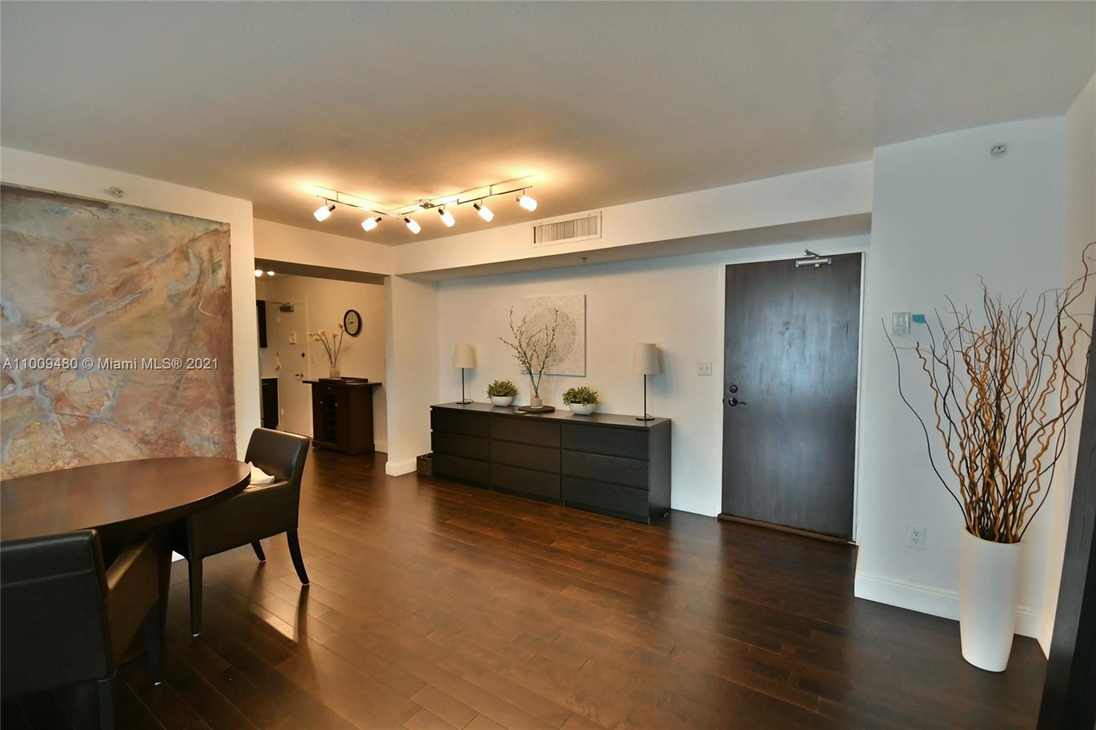 9195 Collins Avenue, Unit 811 Surfside, FL 33154 - Photo 7 of 31