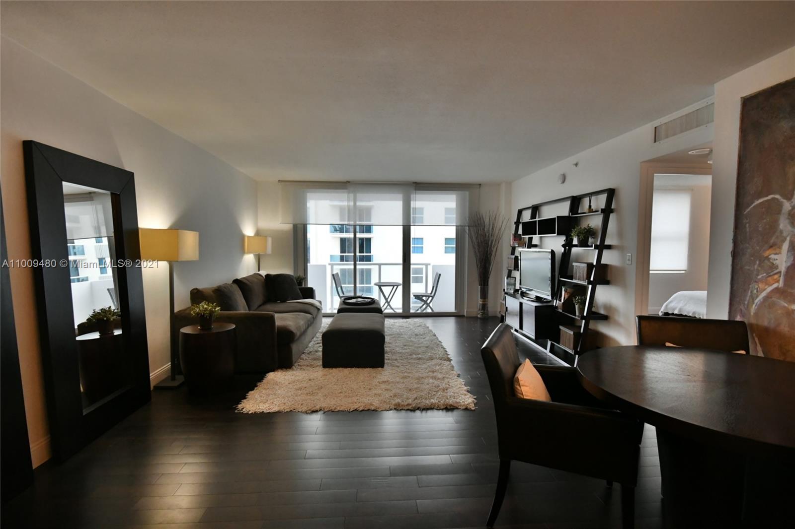 9195 Collins Avenue, Unit 811 Surfside, FL 33154 - Photo 9 of 31