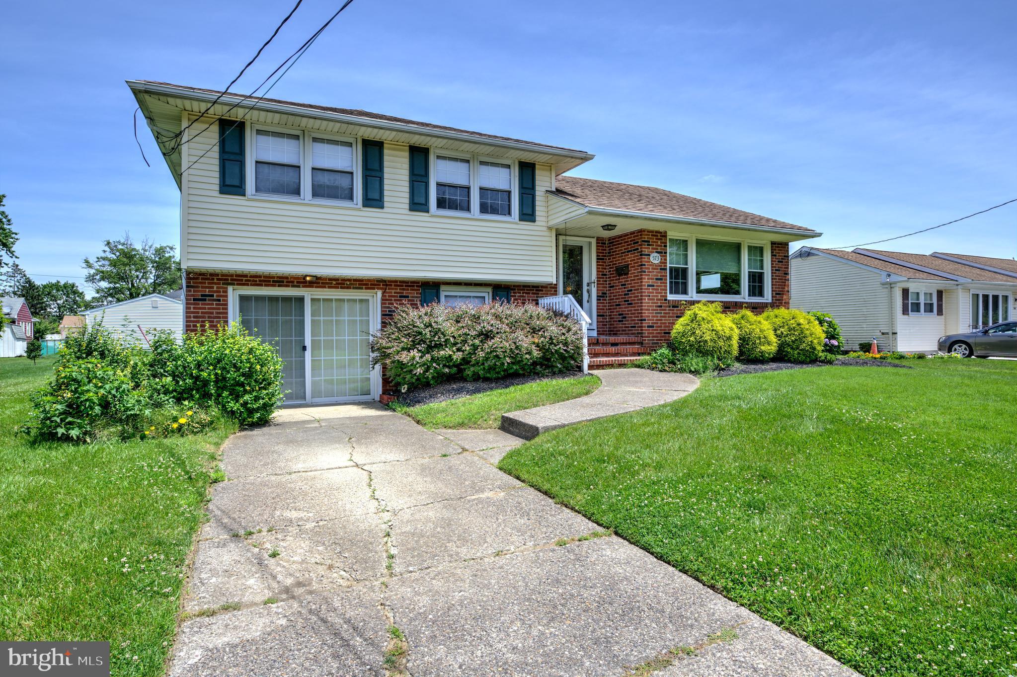 573 Cornell Road Burlington, NJ 08016 - Photo 1 of 29 Front Exterior