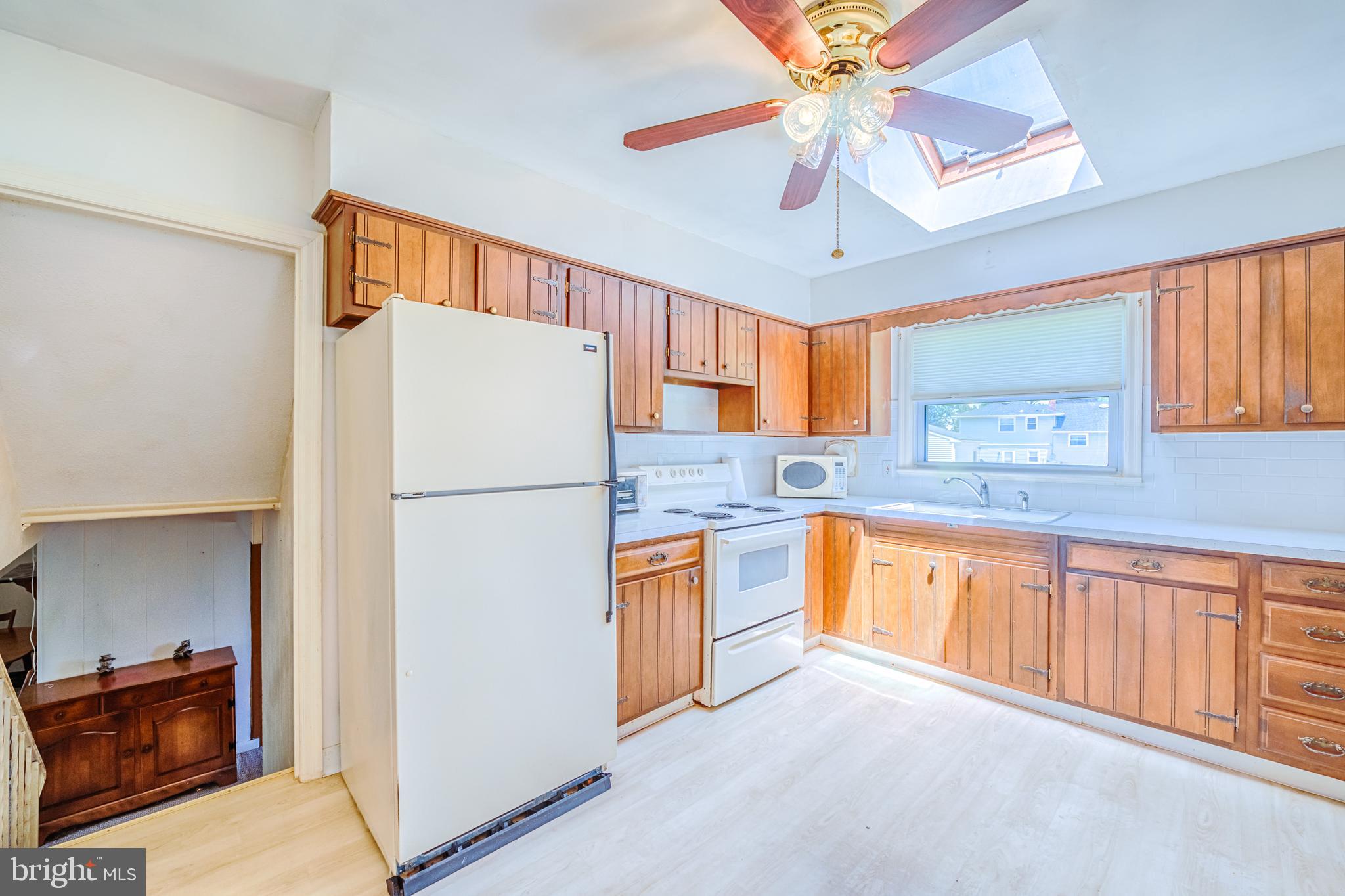 573 Cornell Road Burlington, NJ 08016 - Photo 10 of 29 Kitchen