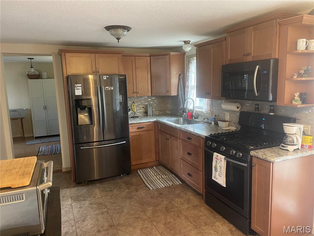 5625 Circle Drive High Ridge, MO 63049 - Photo 3 of 19