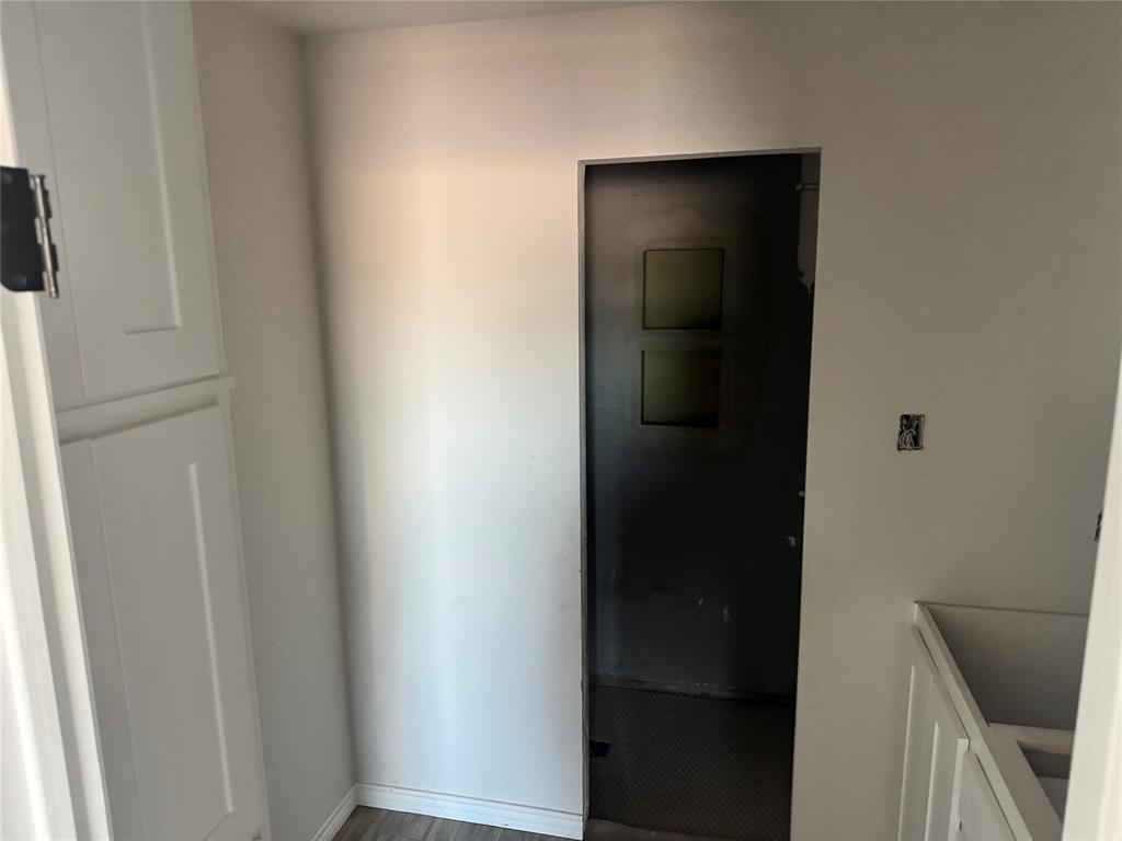 1017 Morgan Court Springtown, TX 76082 - Photo 6 of 6 a close view of closet