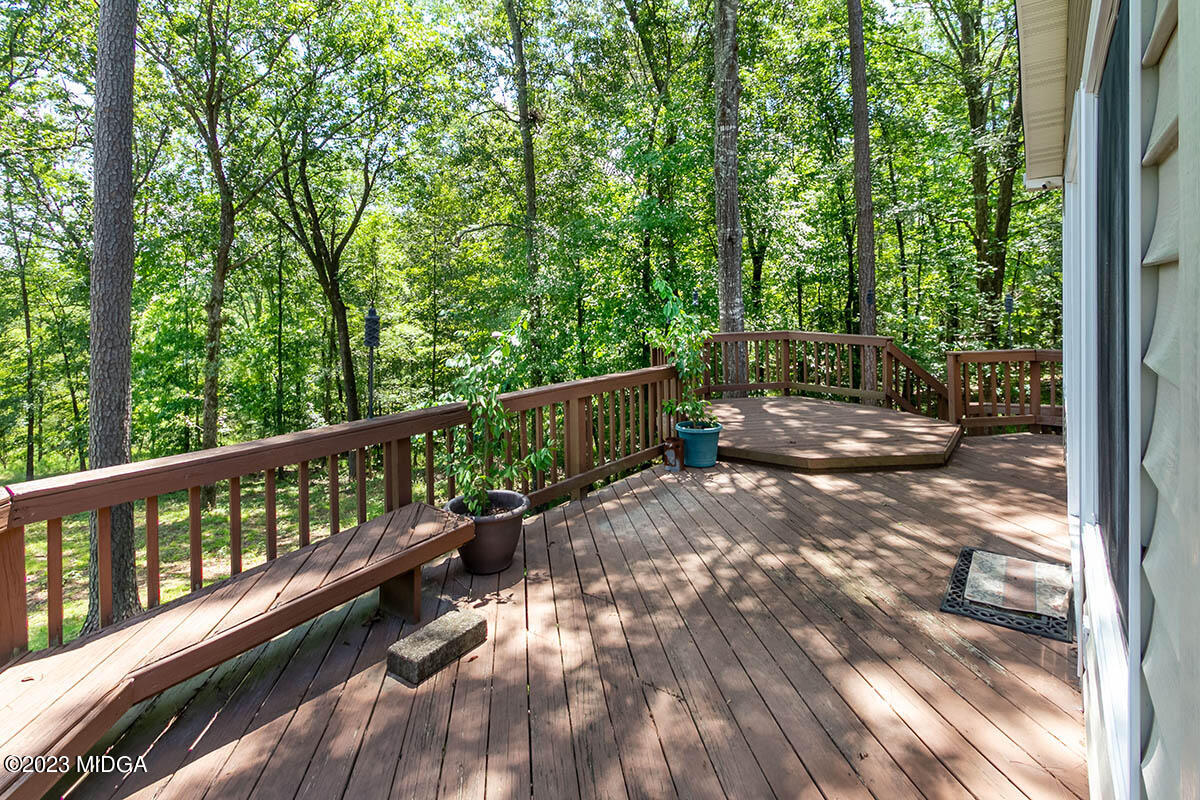 173 Old Ridge Road Macon, GA 31211 - Photo 35 of 37 a view of deck