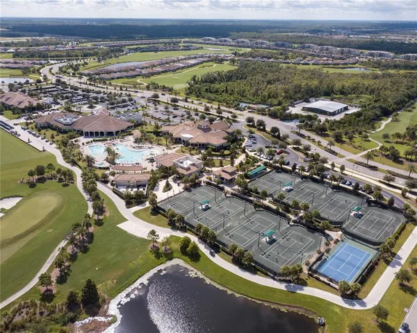 $275,000 | 17108 Vardon Terrace, Unit 204, Bradenton, FL 34211