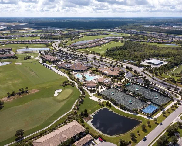 $275,000 | 17108 Vardon Terrace, Unit 204, Bradenton, FL 34211