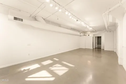 $1,299,000 | 530 South Hewitt Street, Unit 129, Los Angeles, CA 90013