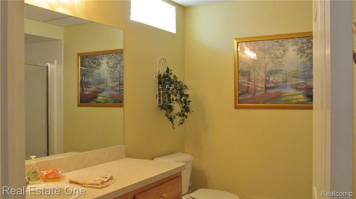 1000 Churchill Circle, Unit 17 Rochester, MI 48307 - Photo 32 of 36 036.JPG