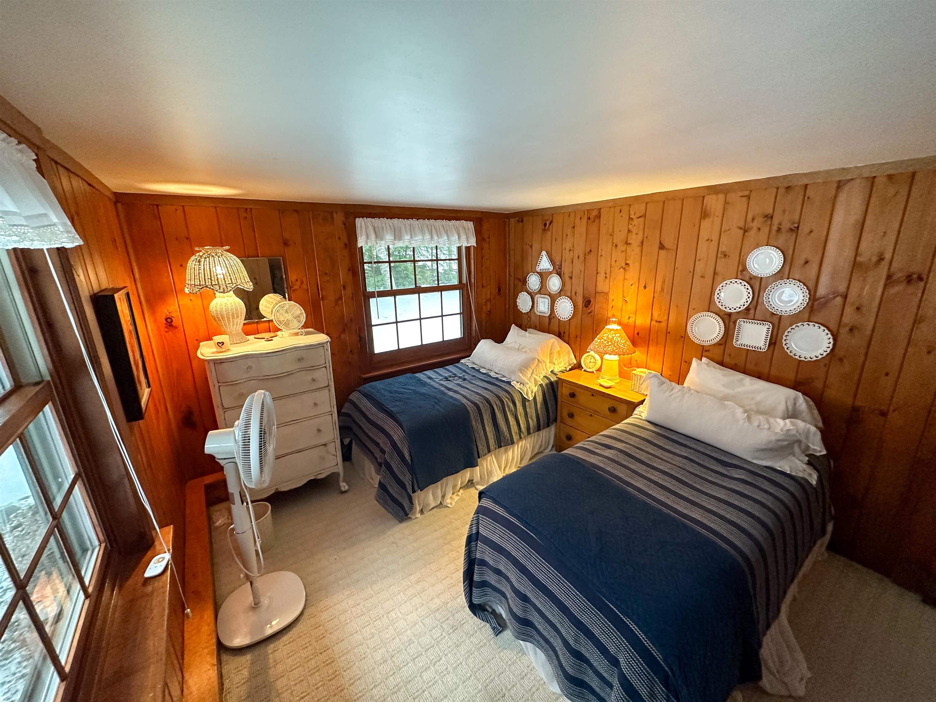 742 Lakewood Road Traverse City, MI 49685 - Photo 20 of 57 1911040-20.JPG