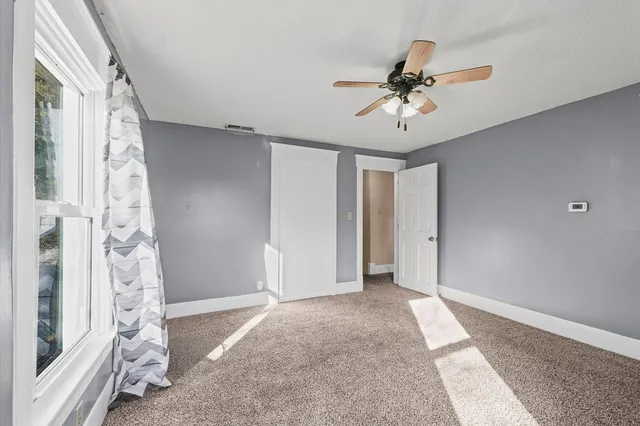 $179,900 | 110 West Warren Street, St. Joseph, IL 61873