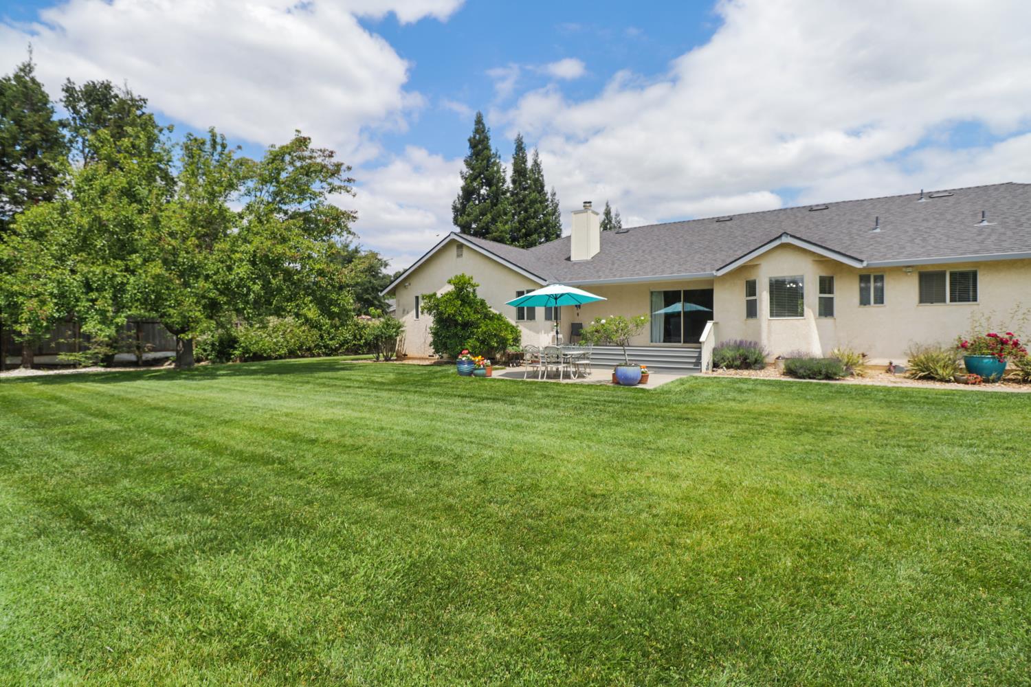 10576 Sheldon Road Elk Grove, CA 95624 - Photo 52 of 74