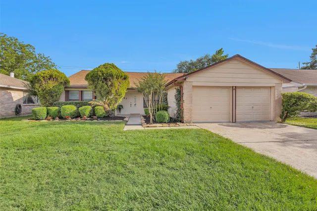 $259,900 | 4807 Bridgemont Lane, Spring, TX 77388