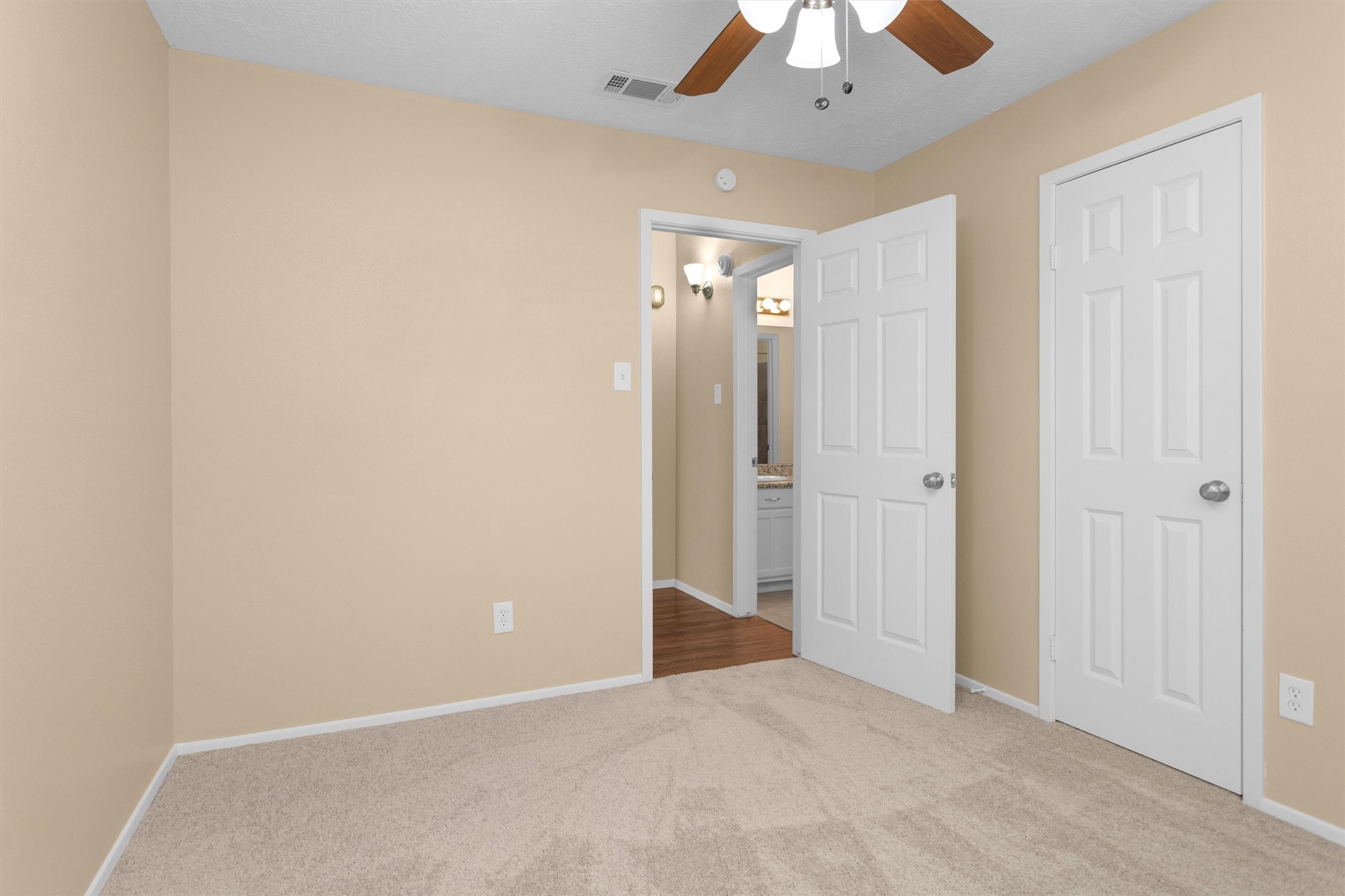 4807 Bridgemont Lane Spring, TX 77388 - Photo 29 of 42 BR3