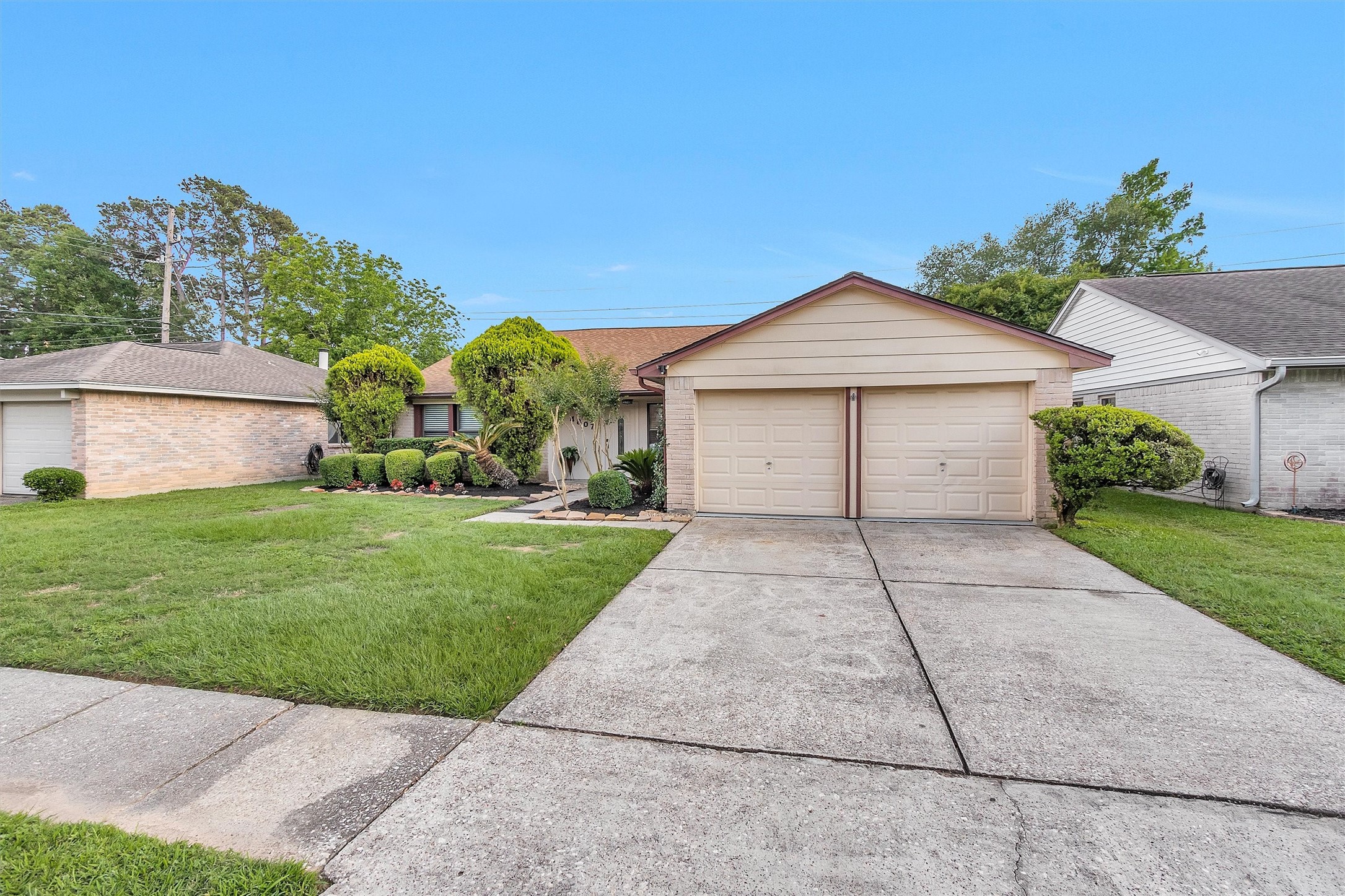 4807 Bridgemont Lane Spring, TX 77388 - Photo 38 of 42 This is it! Hurry before its gone!