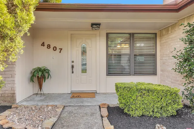 $259,900 | 4807 Bridgemont Lane, Spring, TX 77388