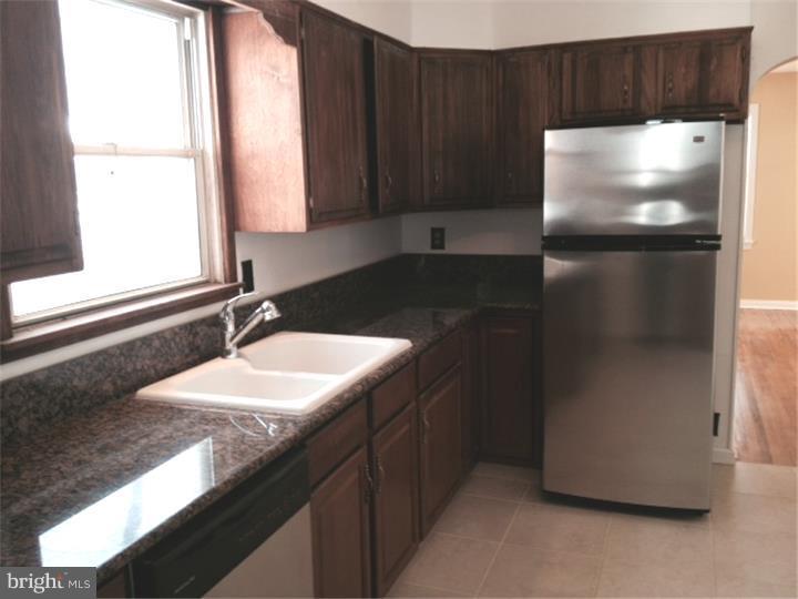 128 East Eagle Road Havertown, PA 19083 - Photo 5 of 25 Kitchen