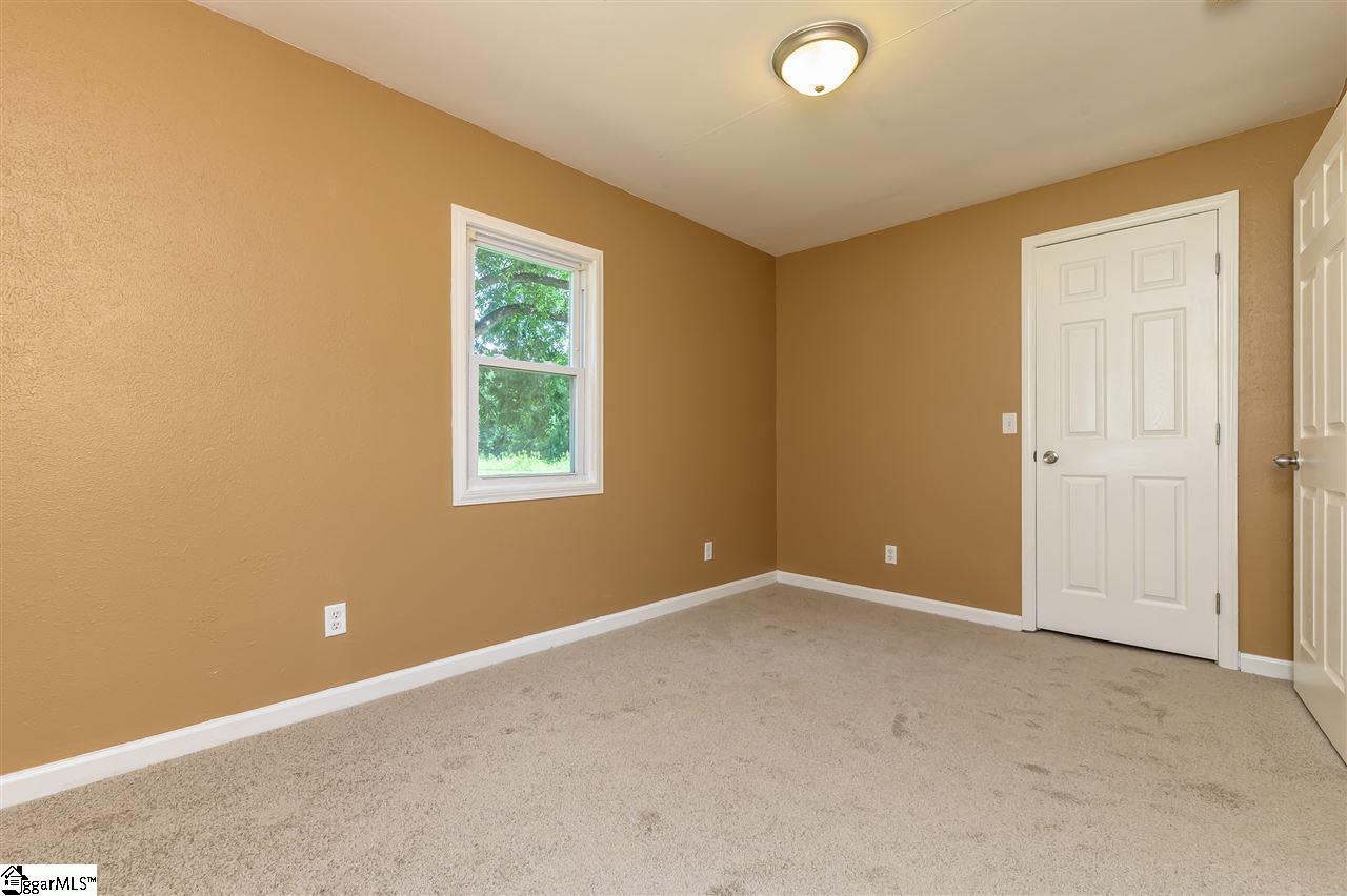 205 Craig Street Fountain Inn, SC 29644 - Photo 27 of 35