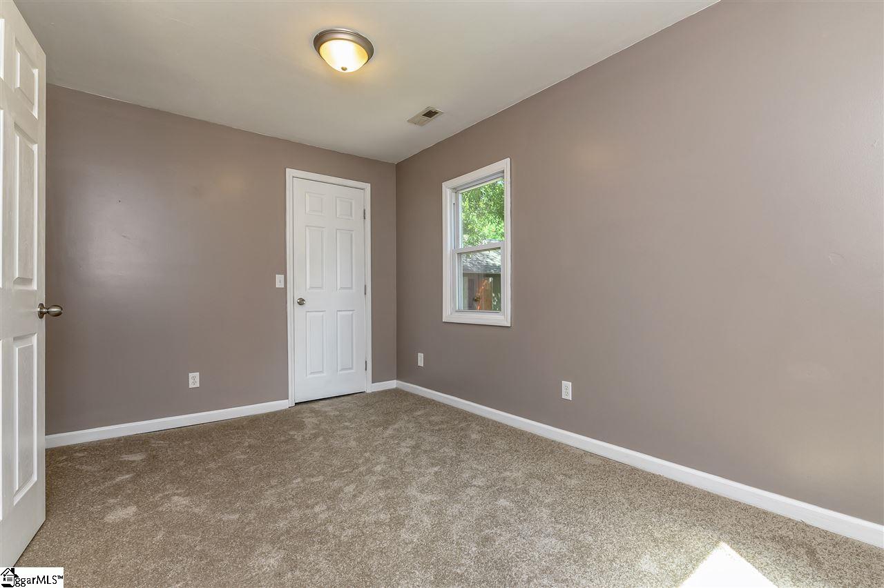 205 Craig Street Fountain Inn, SC 29644 - Photo 28 of 35