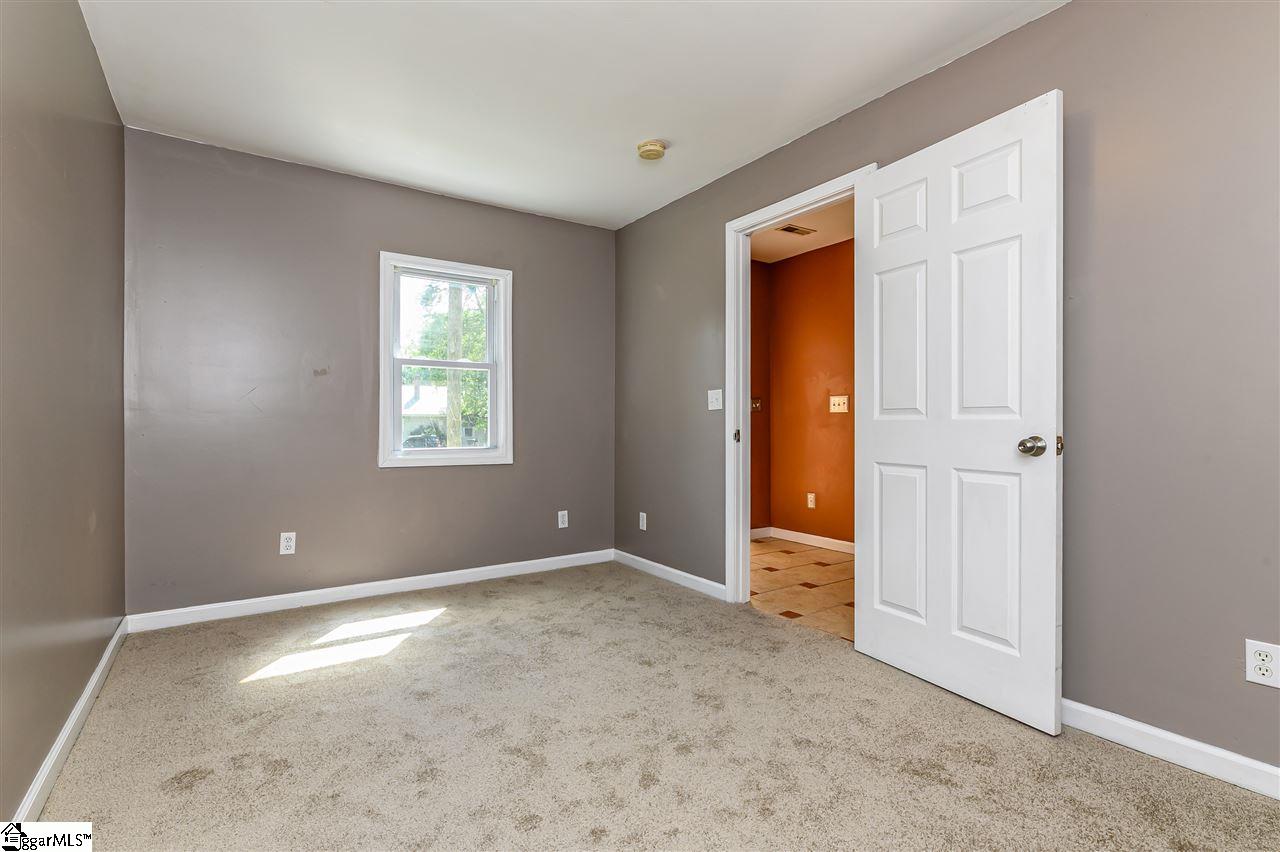 205 Craig Street Fountain Inn, SC 29644 - Photo 30 of 35