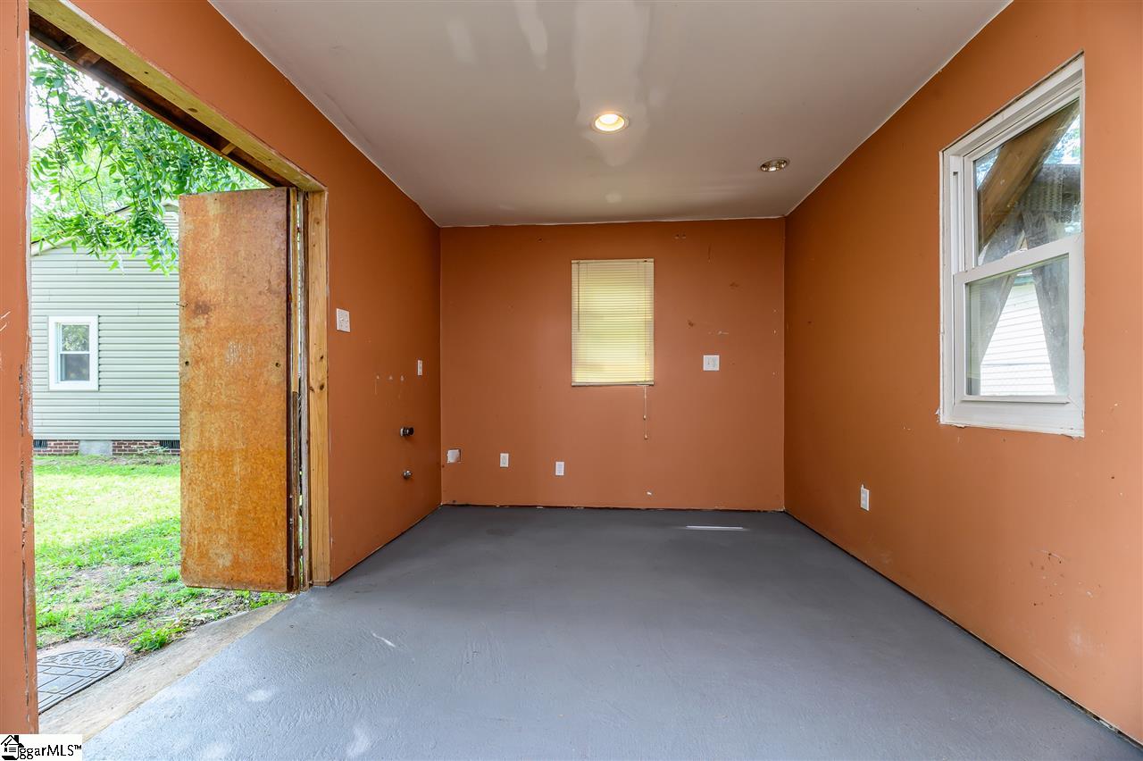 205 Craig Street Fountain Inn, SC 29644 - Photo 31 of 35