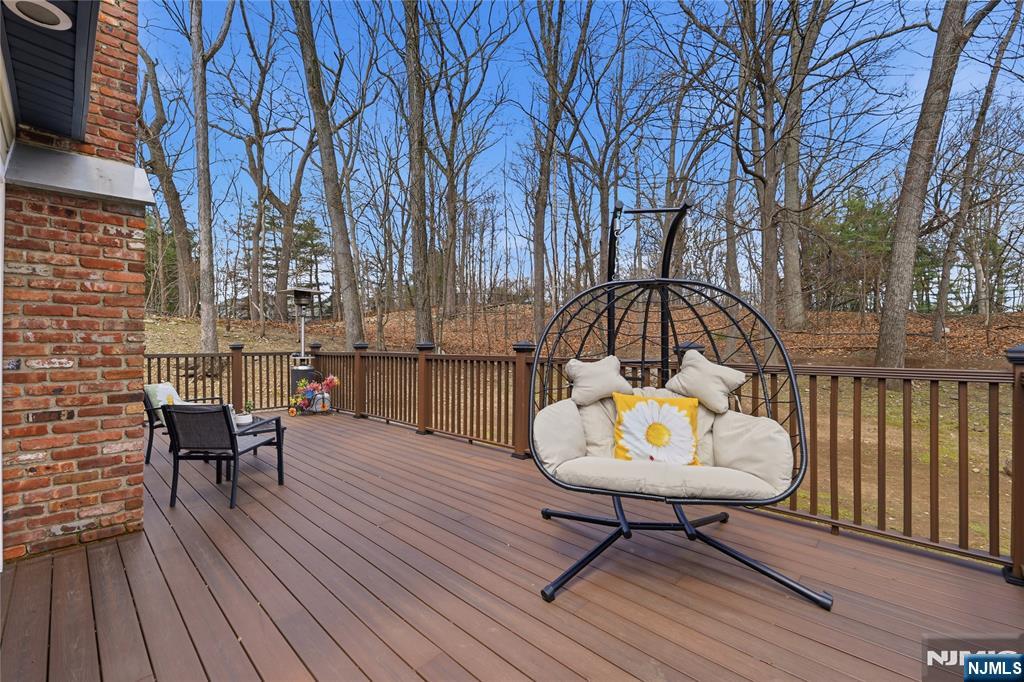 947 Franklin Lake Road Franklin Lakes, NJ 07417 - Photo 6 of 36