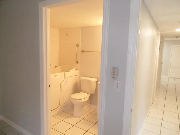 $153,000 | 914 Lake Destiny Road, Unit A, Altamonte Springs, FL 32714