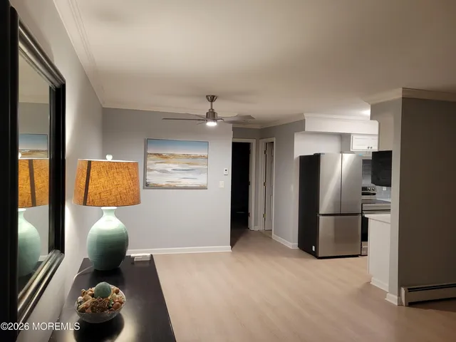 an empty room with windows and an empty room