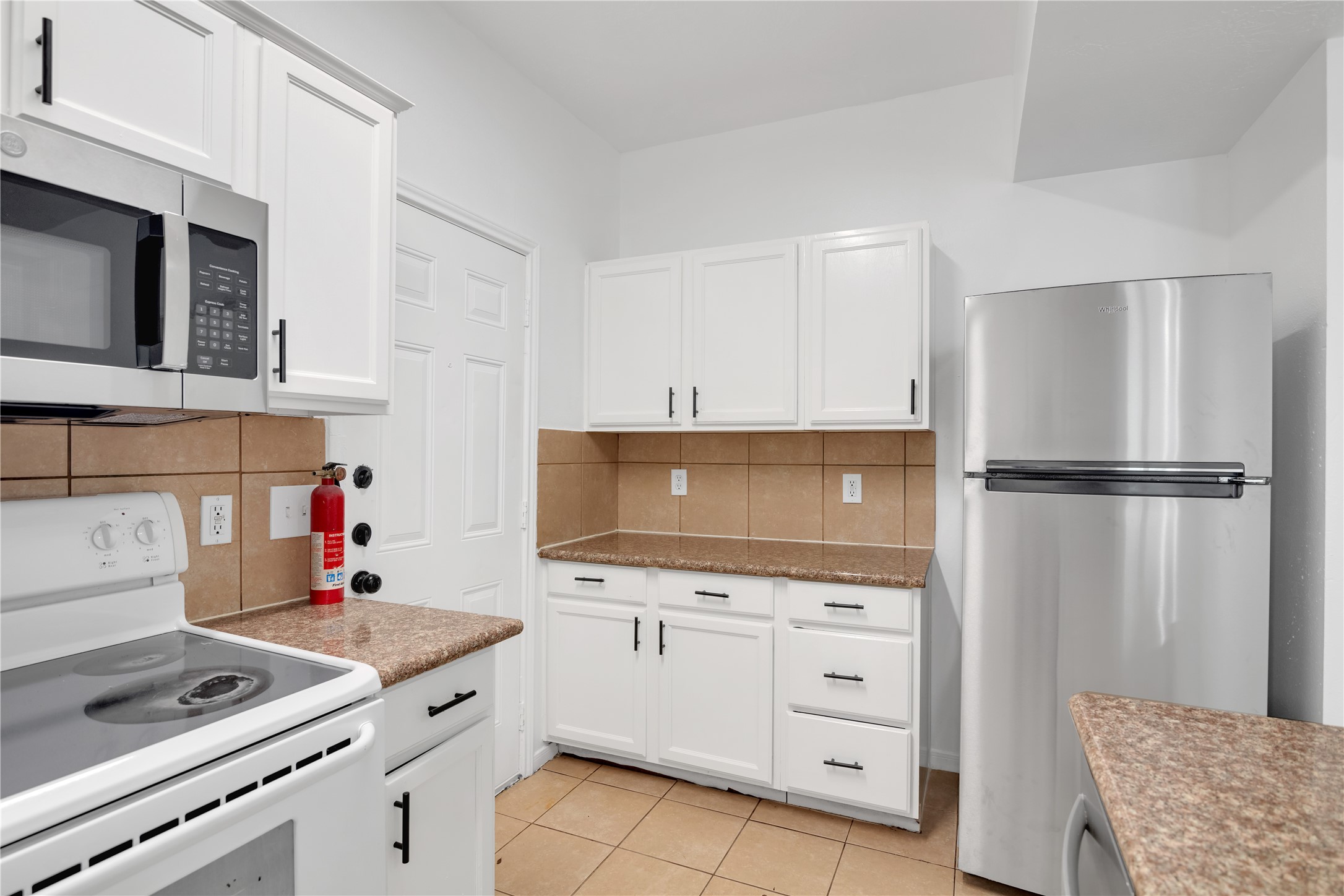 6933 Liverpool Street Houston, TX 77021 - Photo 7 of 15