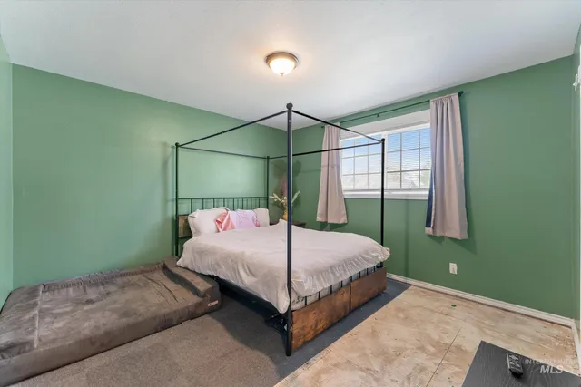 $345,000 | 115 Northwest Wilson Circle, Mountain Home, ID 83647