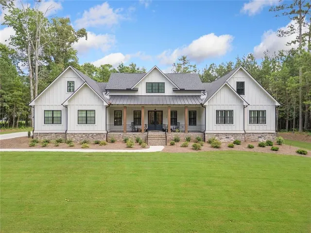 $900,000 | 70 Bristol Road, Ball Ground, GA 30107