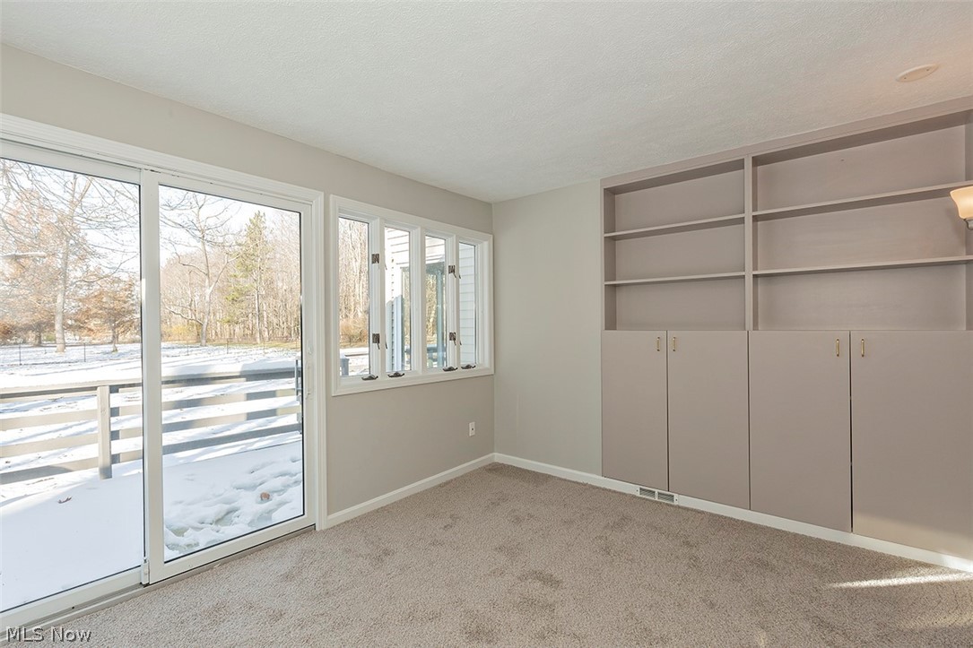 2506 Brainard Road Cleveland, OH 44124 - Photo 8 of 35