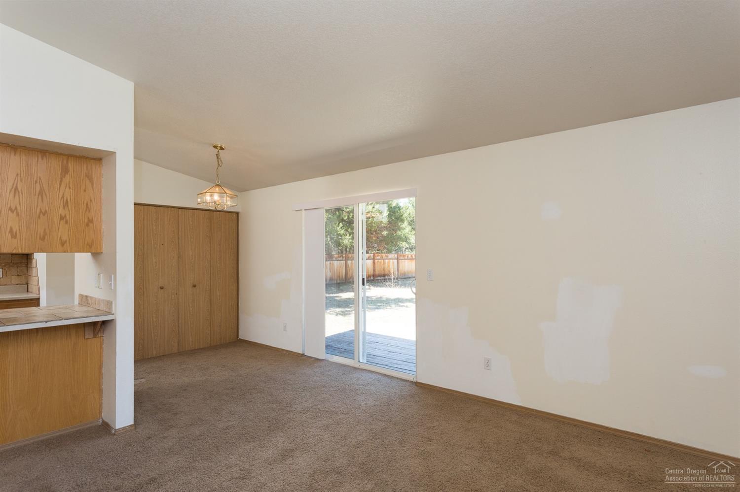 17260 Gadwall Road Bend, OR 97707 - Photo 5 of 18 Additional Photo