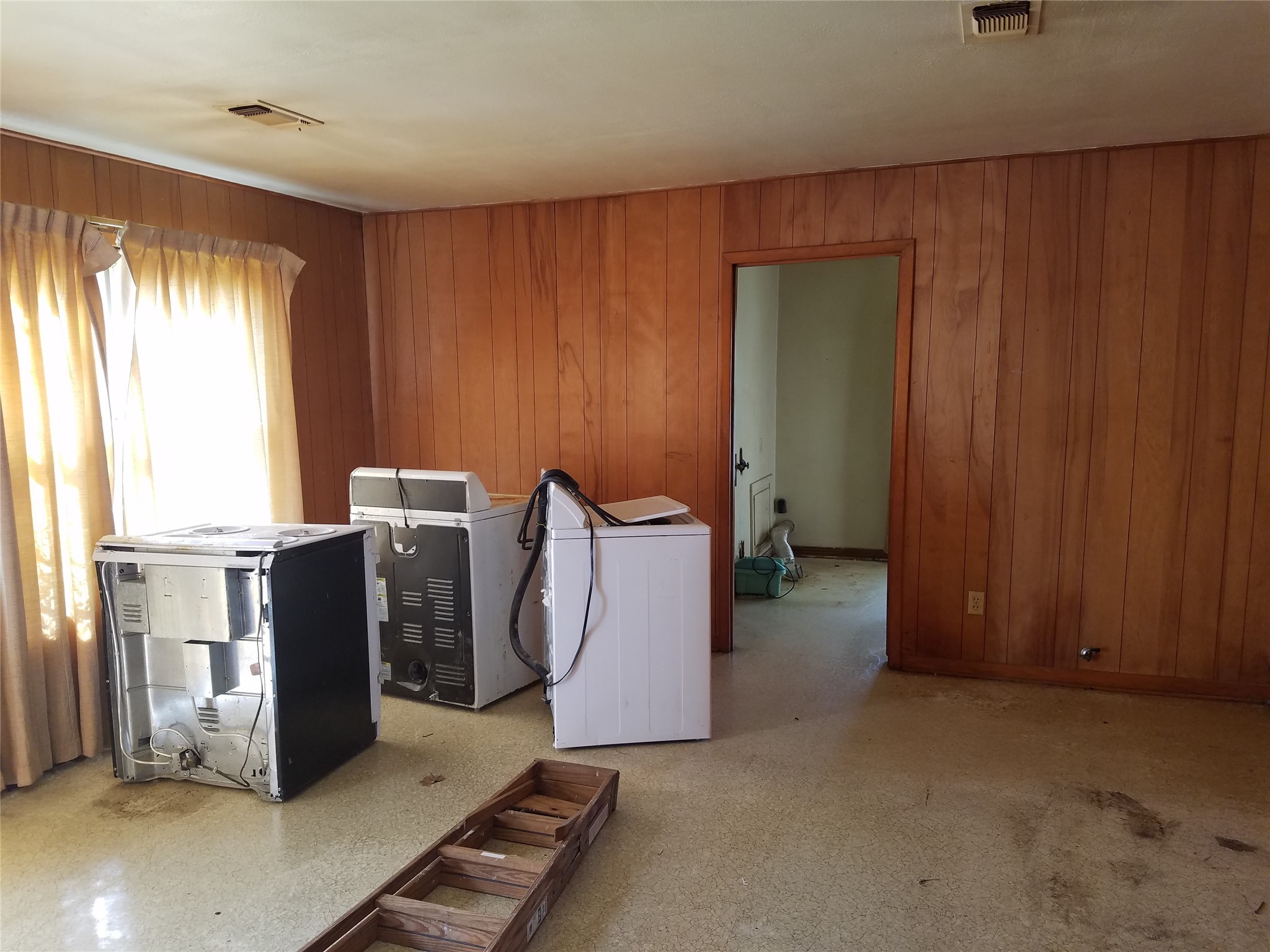 4460 South 5th Street Beaumont, TX 77705 - Photo 5 of 6 a view of a storage & utility room