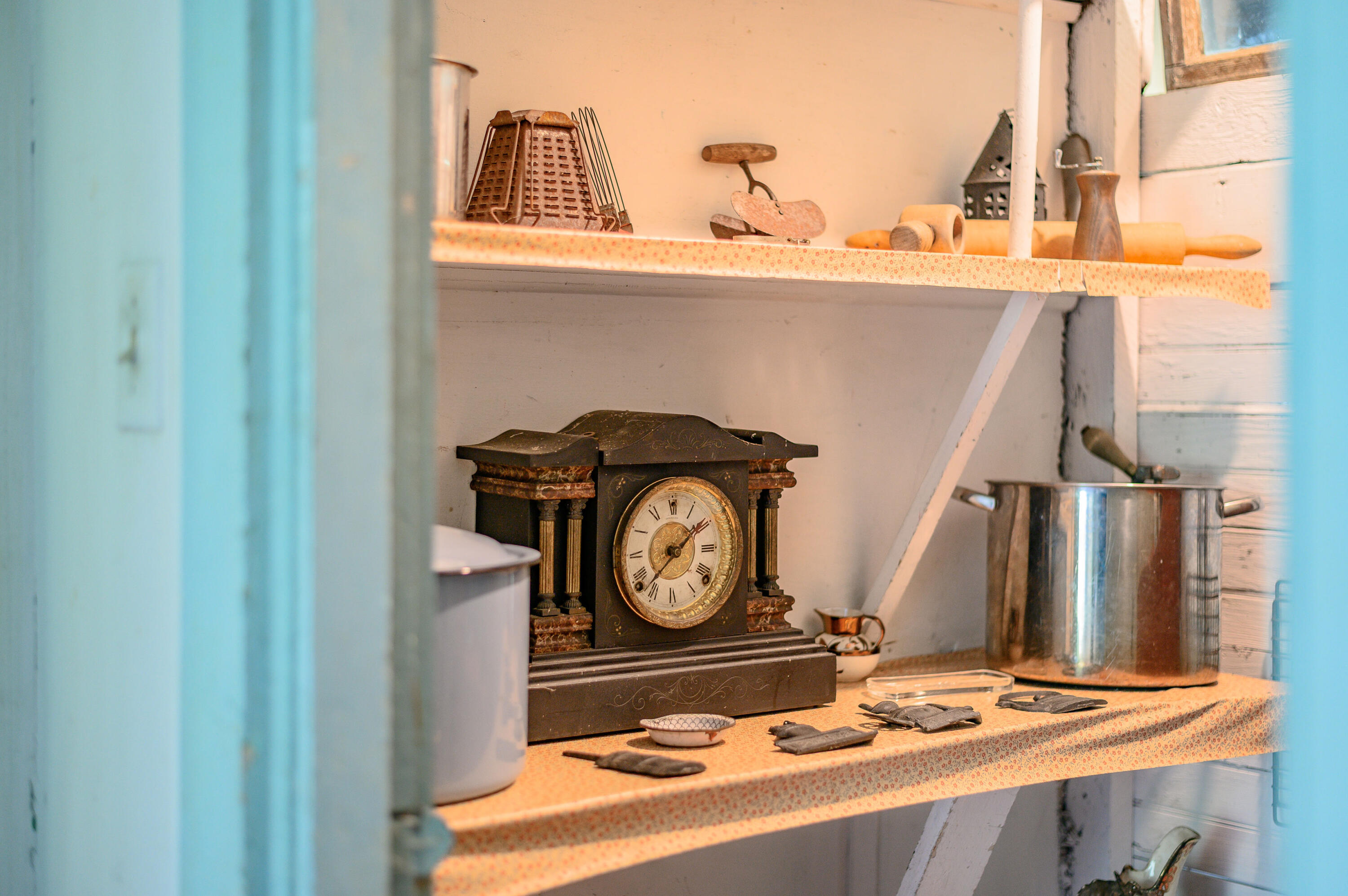 75 Massasoit Road Eastham, MA 02642 - Photo 16 of 49 a bathroom with a sink a mirror and vanity