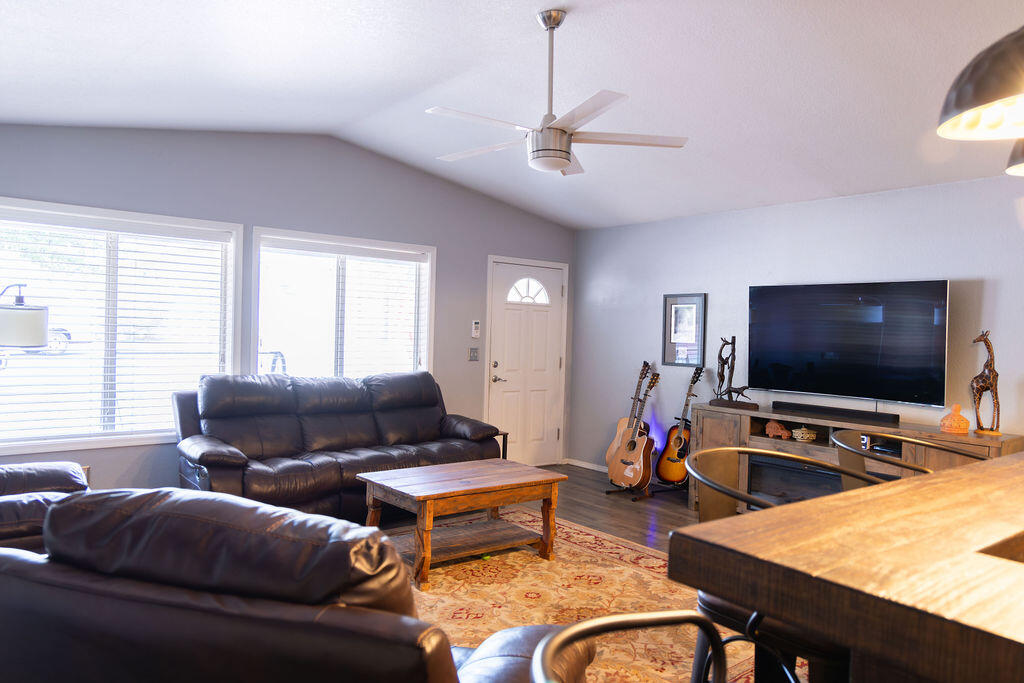 803 West Overland Road Payson, AZ 85541 - Photo 3 of 32