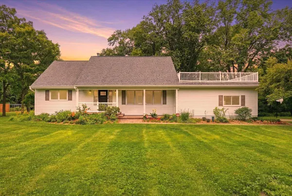 $575,000 | N8855 1031st Street, River Falls, WI 54022