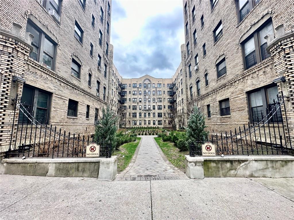 2075 Wallace Avenue, Unit 546 Bronx, NY 10462 - Photo 9 of 10