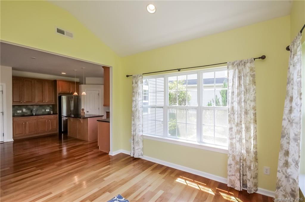 6217 Castlecove Road Charlotte, NC 28278 - Photo 11 of 24