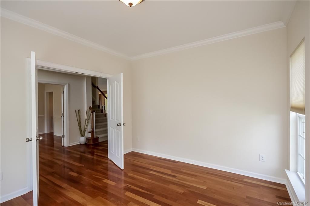6217 Castlecove Road Charlotte, NC 28278 - Photo 8 of 24